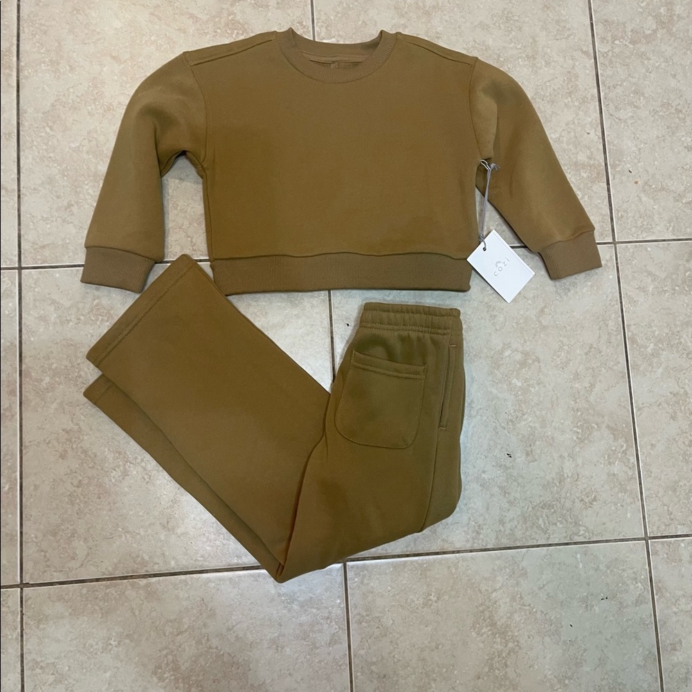 Girls Cozi Crop Matching Baggy Jogger set size 6 Brown